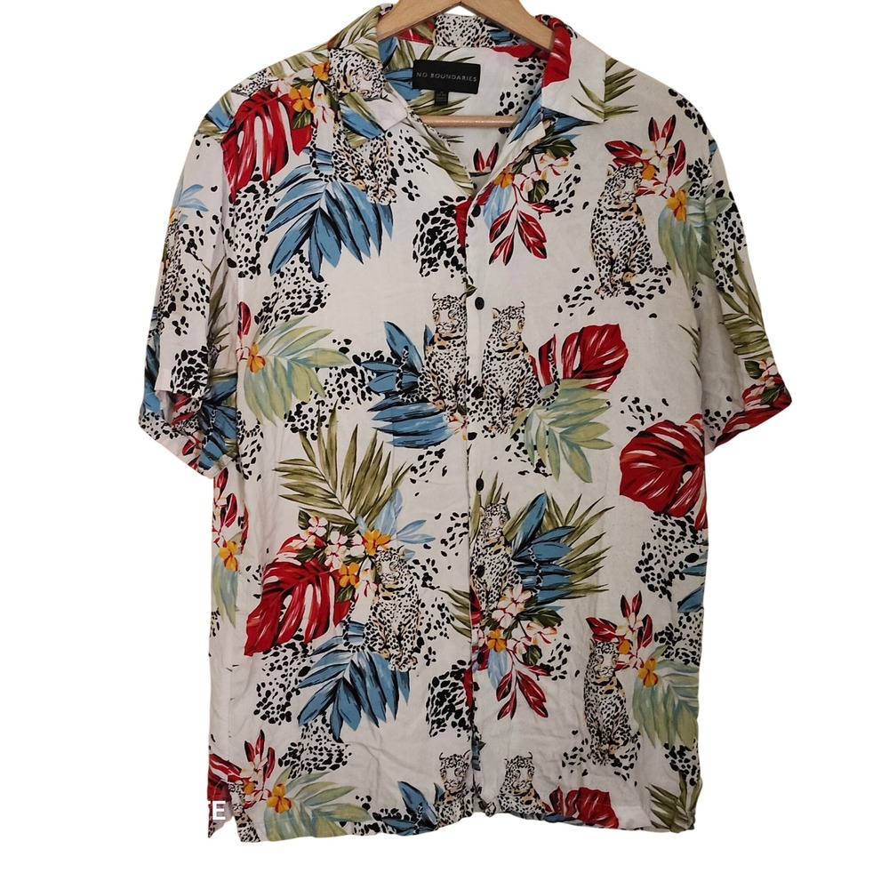 No Boundaries Button Up Shirt Mens Med White Leopard Tropical Floral Dopamine